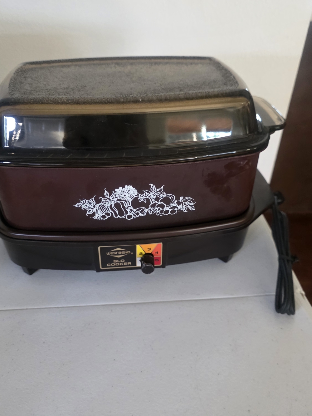 Vintage West Bend Slo Cooker 84114 Autumn Harvest Amber Glass Lid